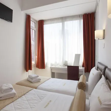 Hotel Metropolis